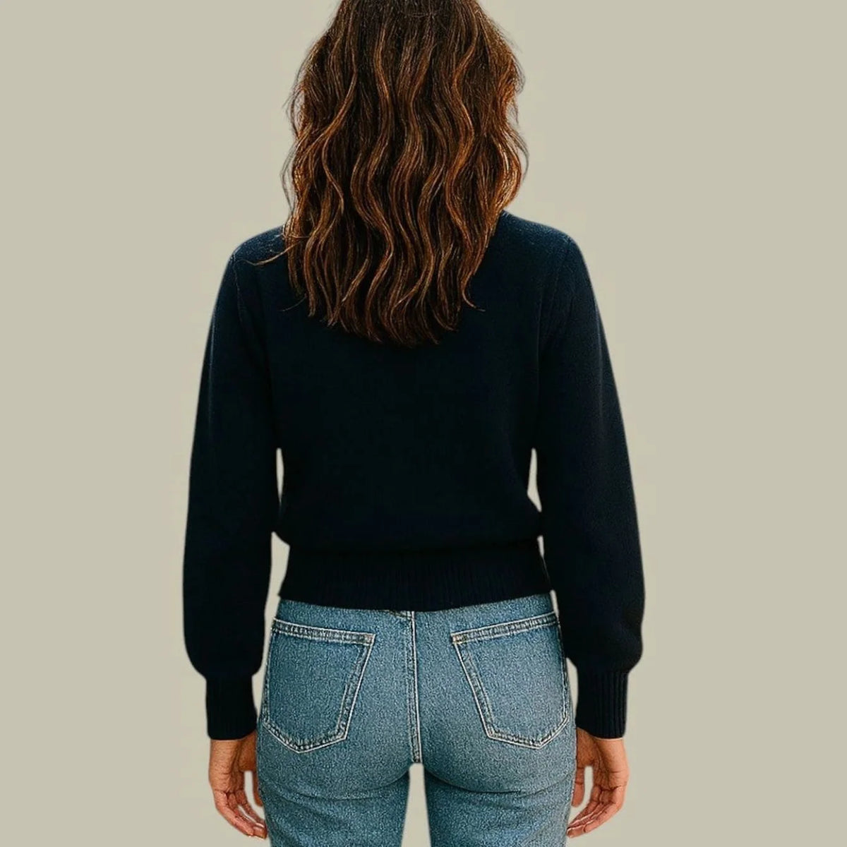 Women's Relaxed V-Neck Cropped Cardigan